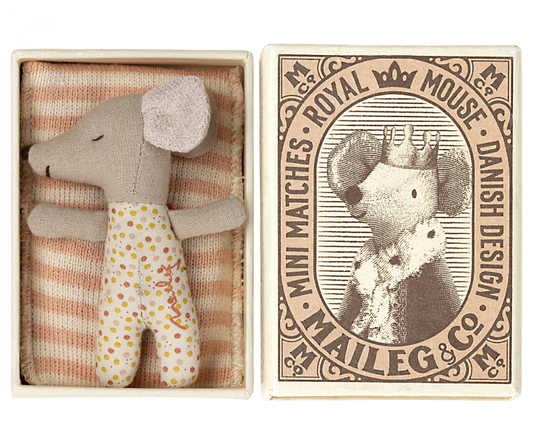 Sleepy/wakey baby mouse in matchbox - Pink